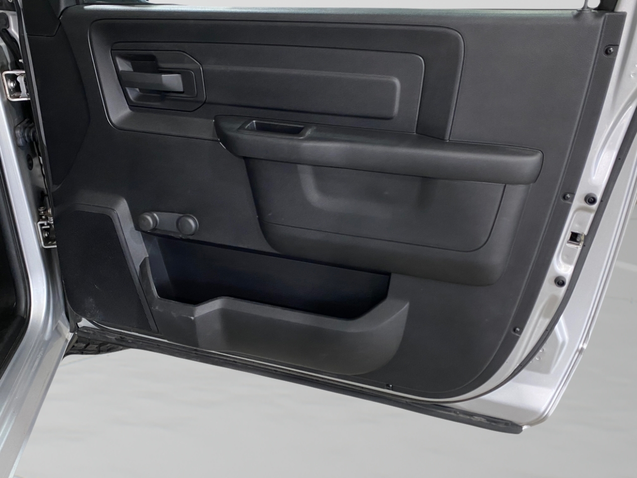 2015 Ram 1500 Tradesman photo 21