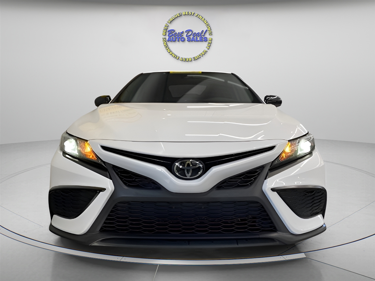 Toyota Camry SE Nightshade 4D Sedan 2021