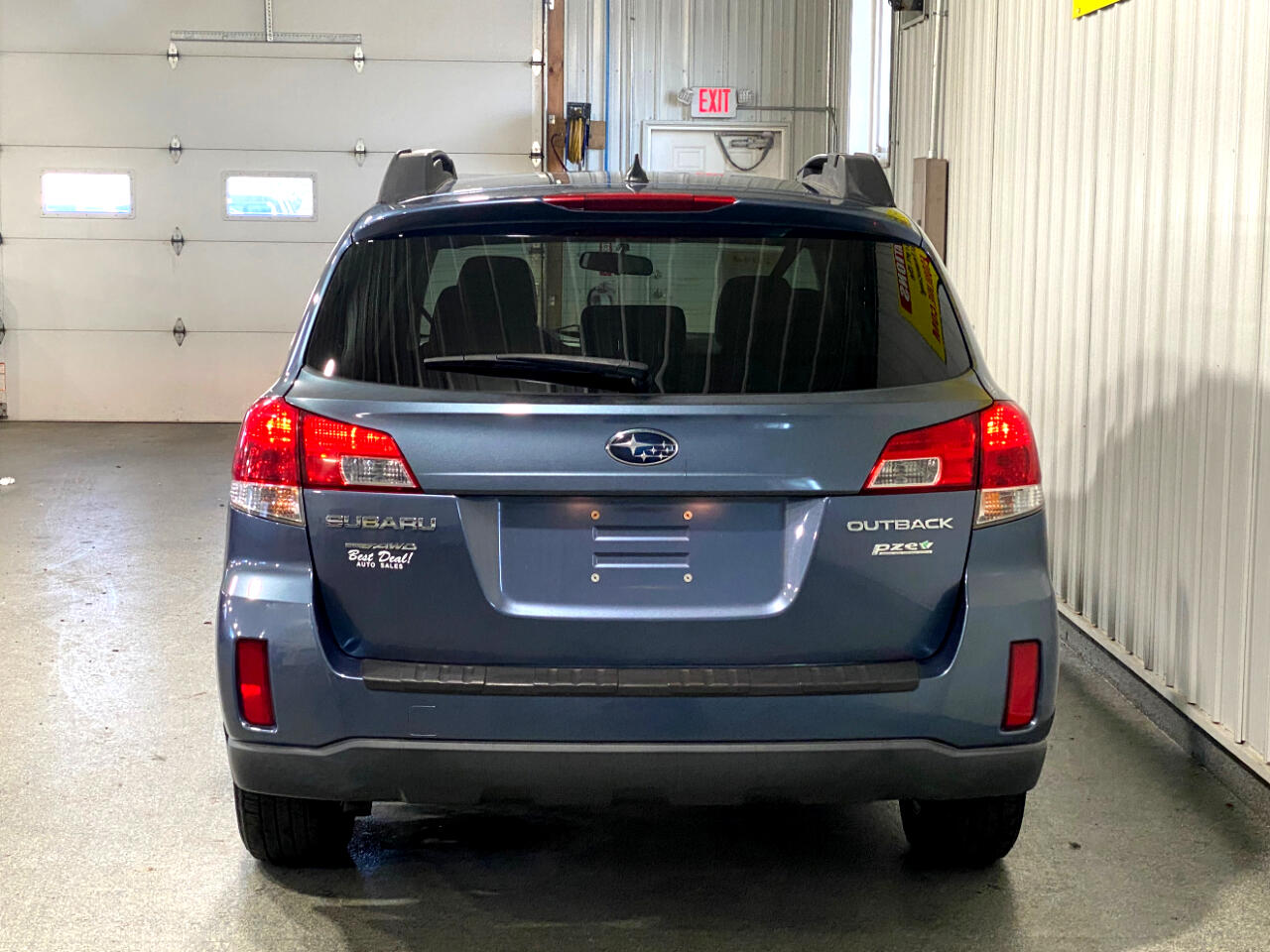 2014 Subaru Outback 2.5i Premium photo 3