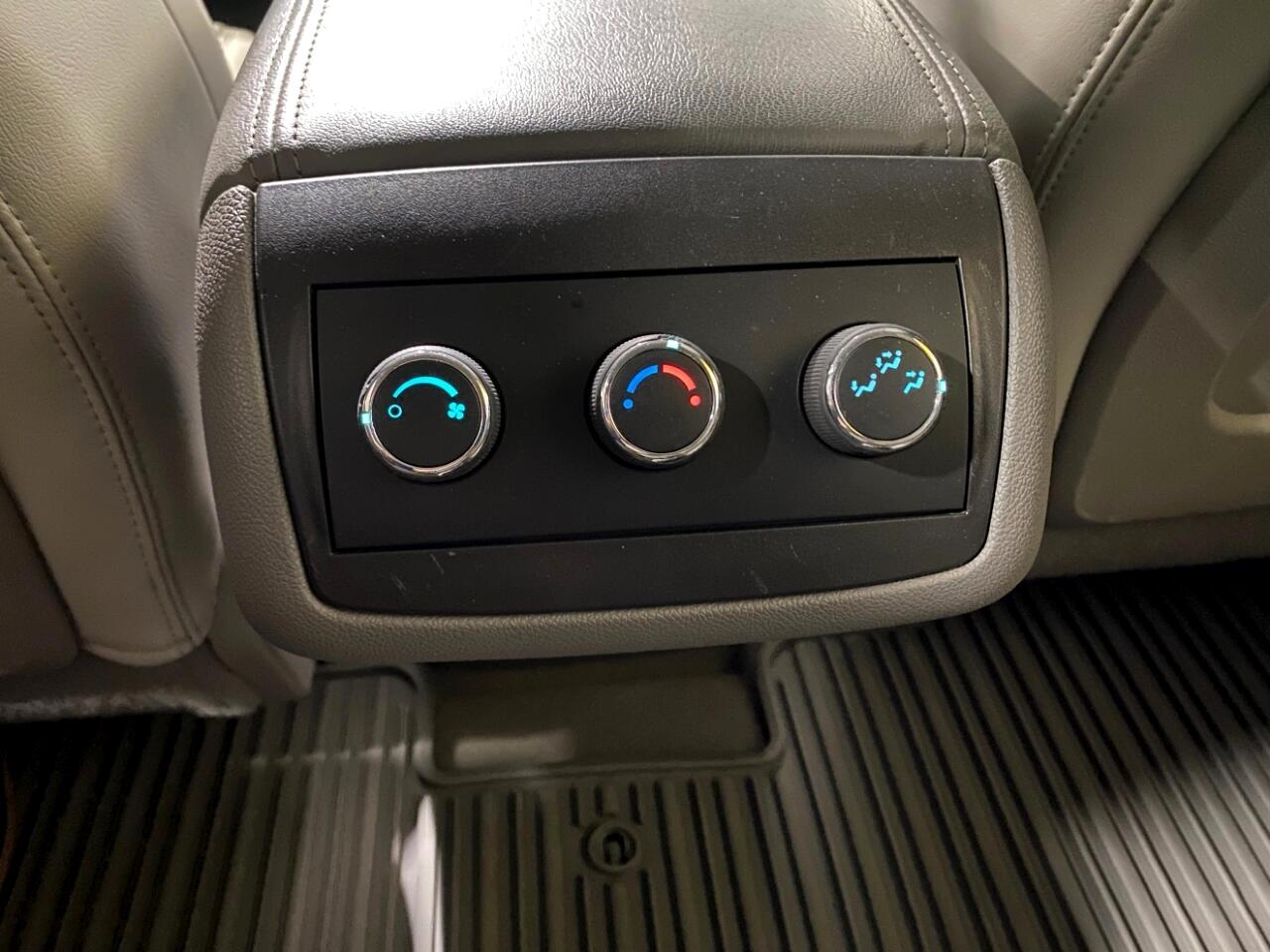 2017 Buick Enclave Leather photo 10