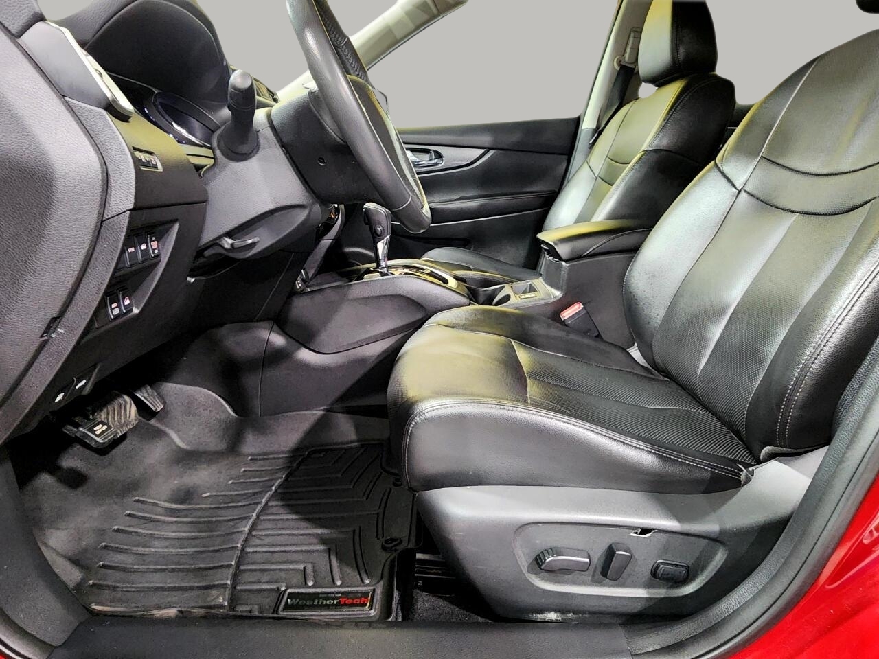 2016 Nissan Rogue SL AWD photo 14
