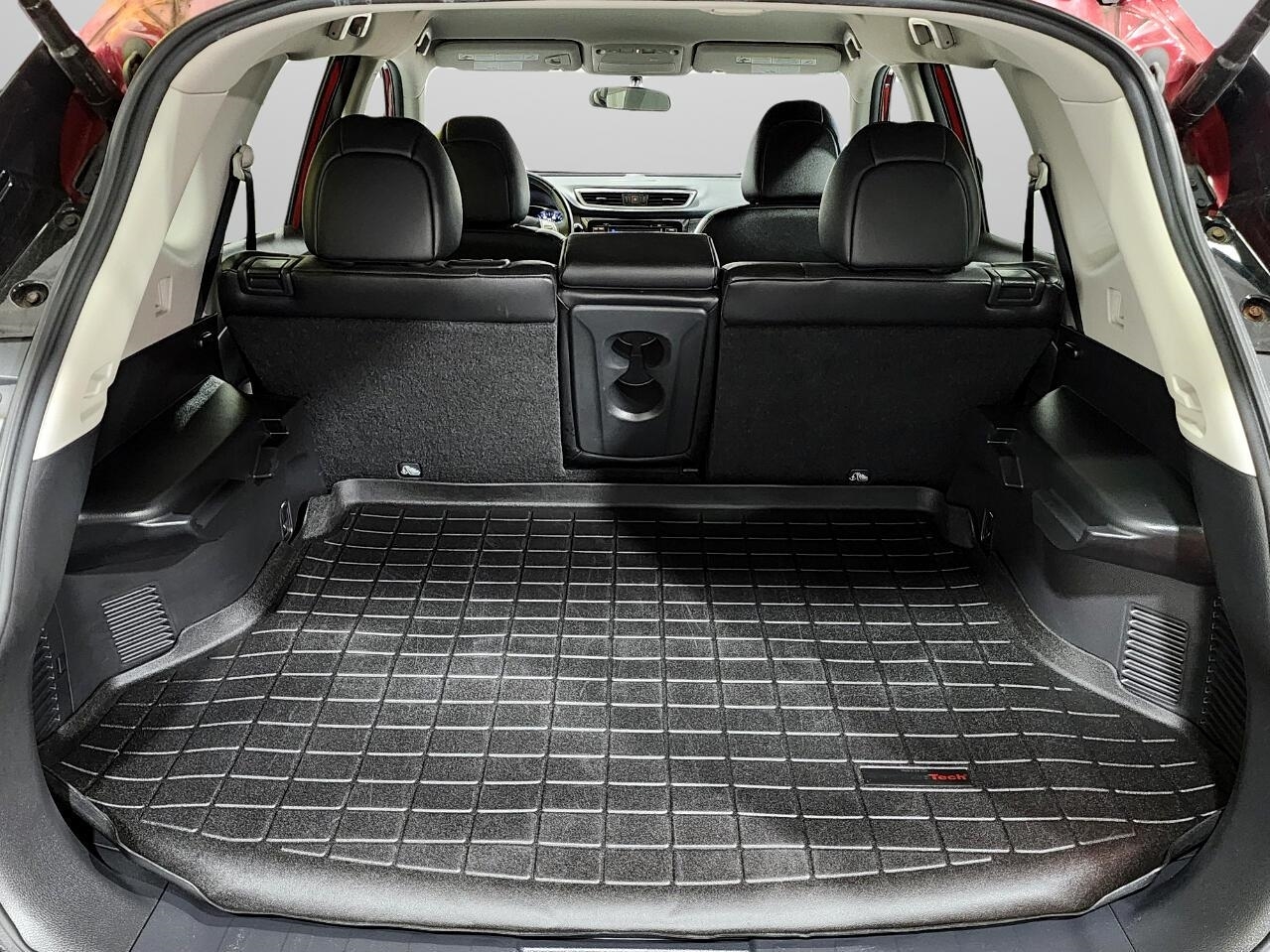 2016 Nissan Rogue SL AWD photo 37