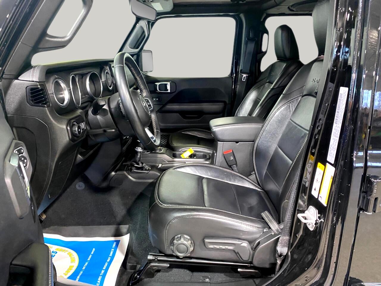 2018 Jeep Wrangler Unlimited Sahara photo 5