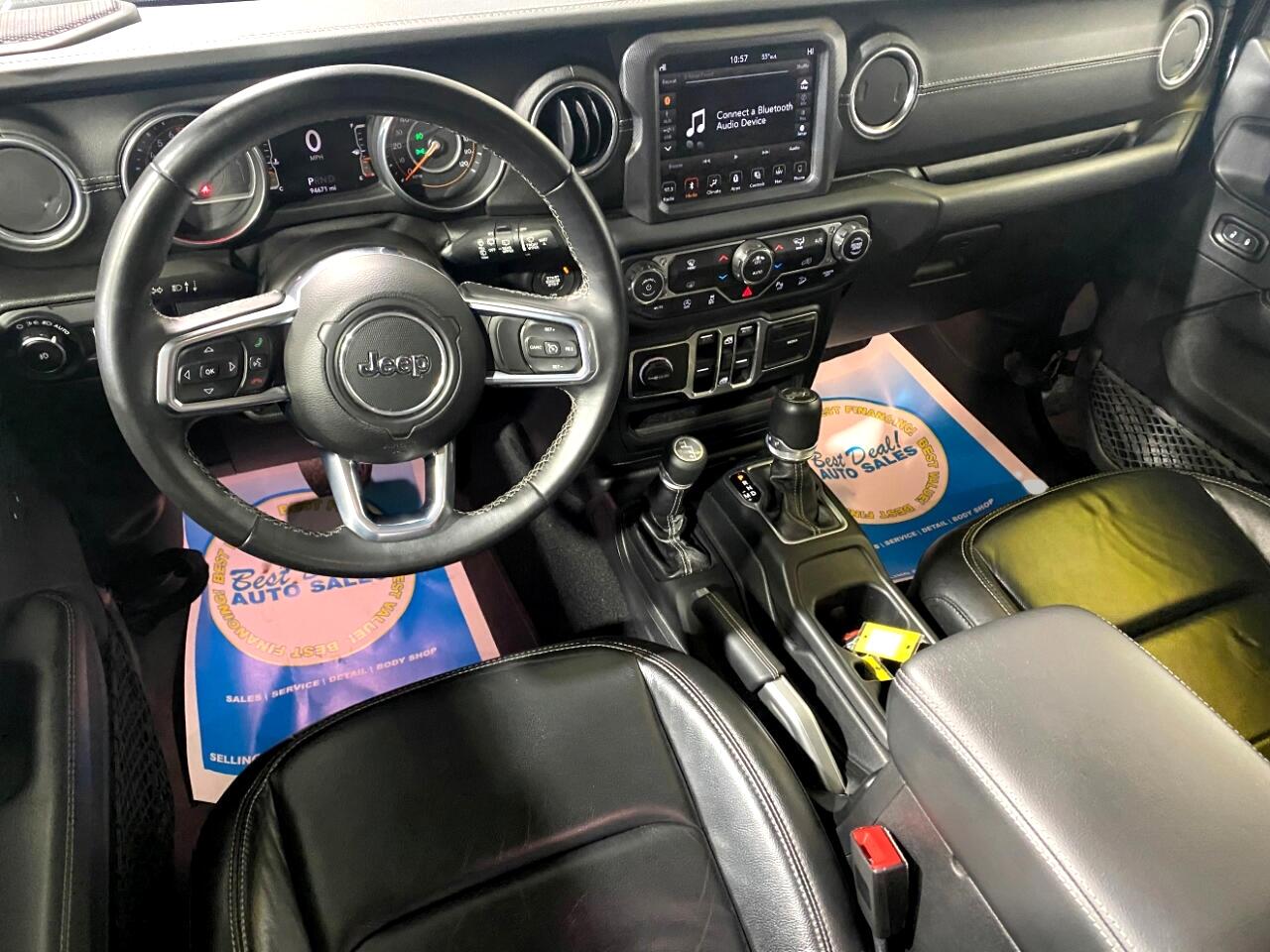 2018 Jeep Wrangler Unlimited Sahara photo 6