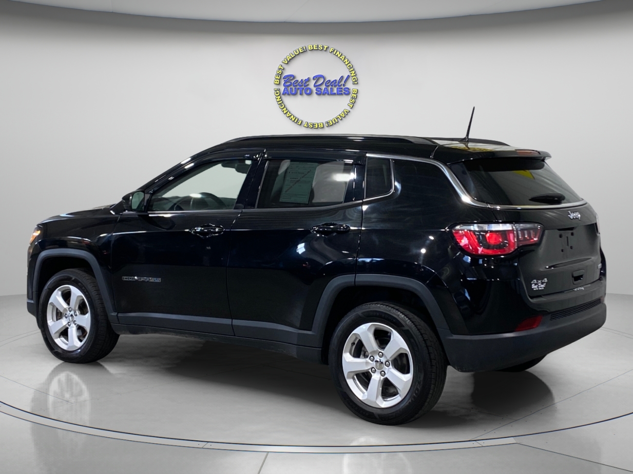 2018 Jeep Compass Latitude photo 3