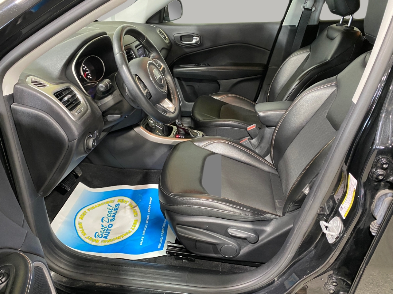 2018 Jeep Compass Latitude photo 10