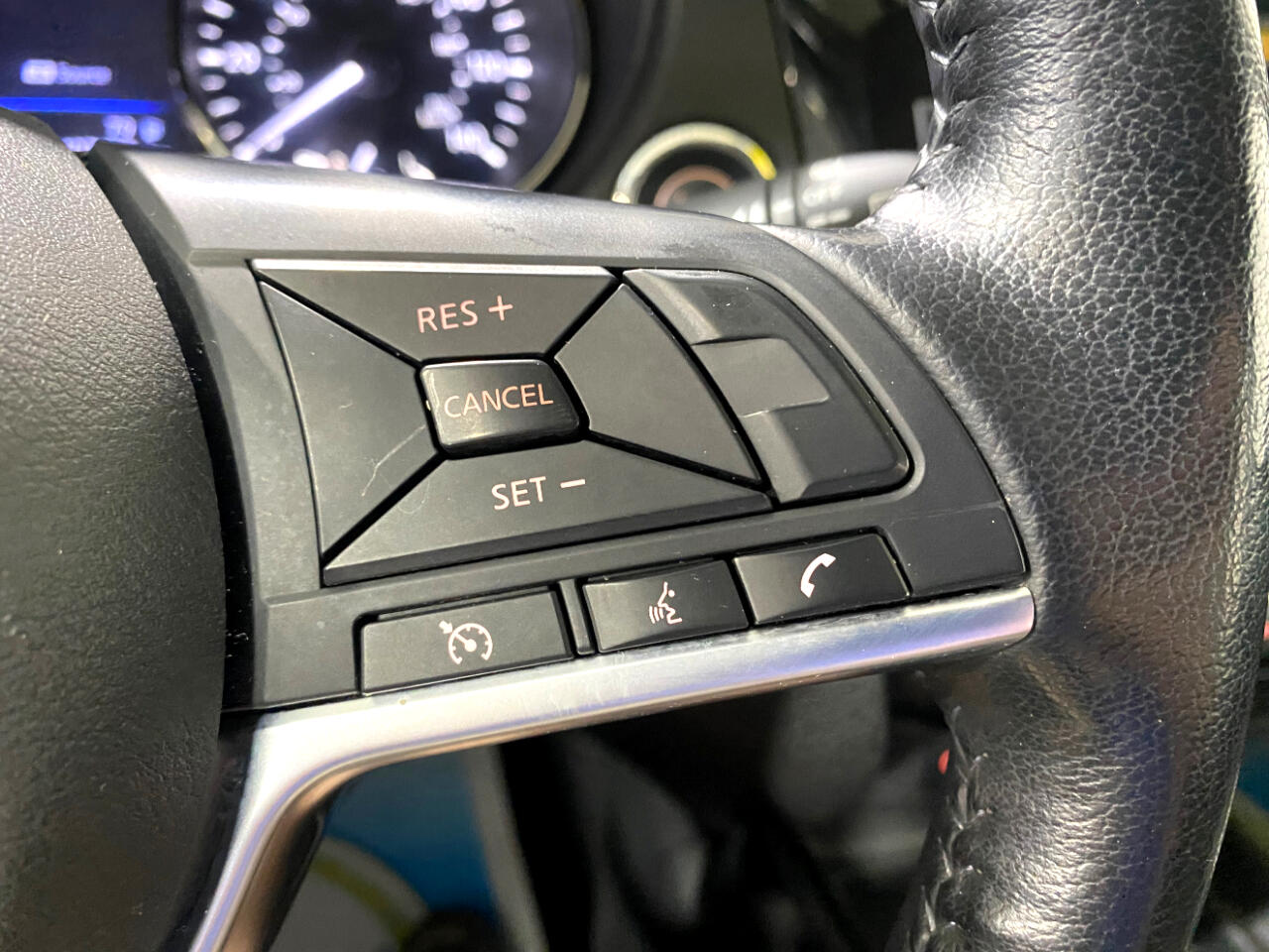 2020 Nissan Rogue Sport SV photo 14