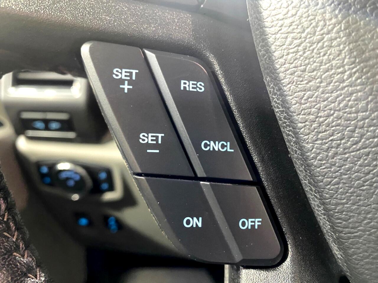 Ford F-150 XLT SuperCrew 5.5-ft. Bed 4WD 2018 Ford F-150 XLT SuperCrew 5.5-ft. Bed 4WD 2018