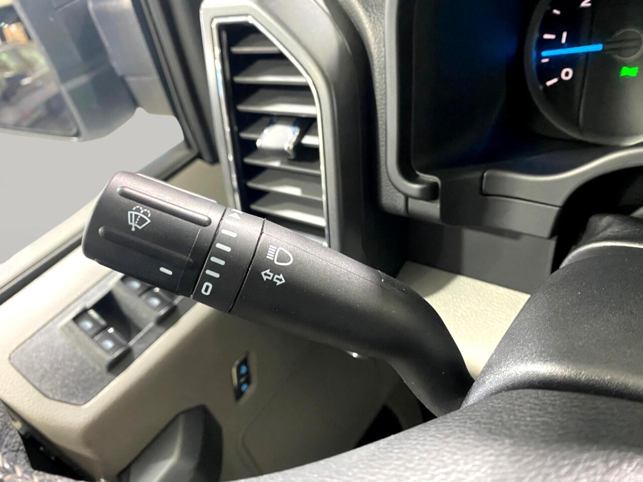 Ford F-150 XLT SuperCrew 5.5-ft. Bed 4WD 2018 Ford F-150 XLT SuperCrew 5.5-ft. Bed 4WD 2018