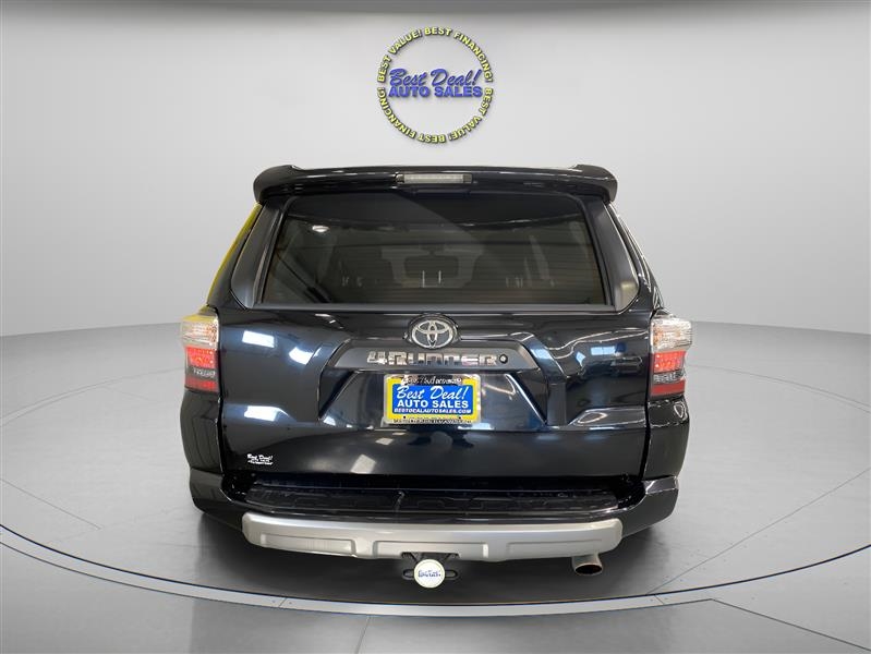 2016 Toyota 4Runner Trail 4WD photo 3