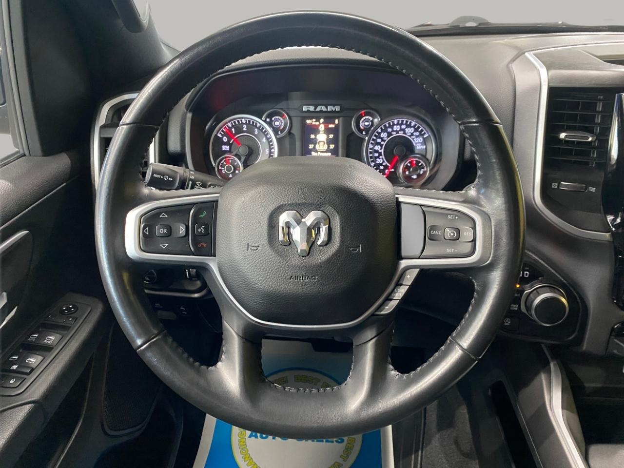 RAM 1500 Big Horn Crew Cab SWB 4WD 2020