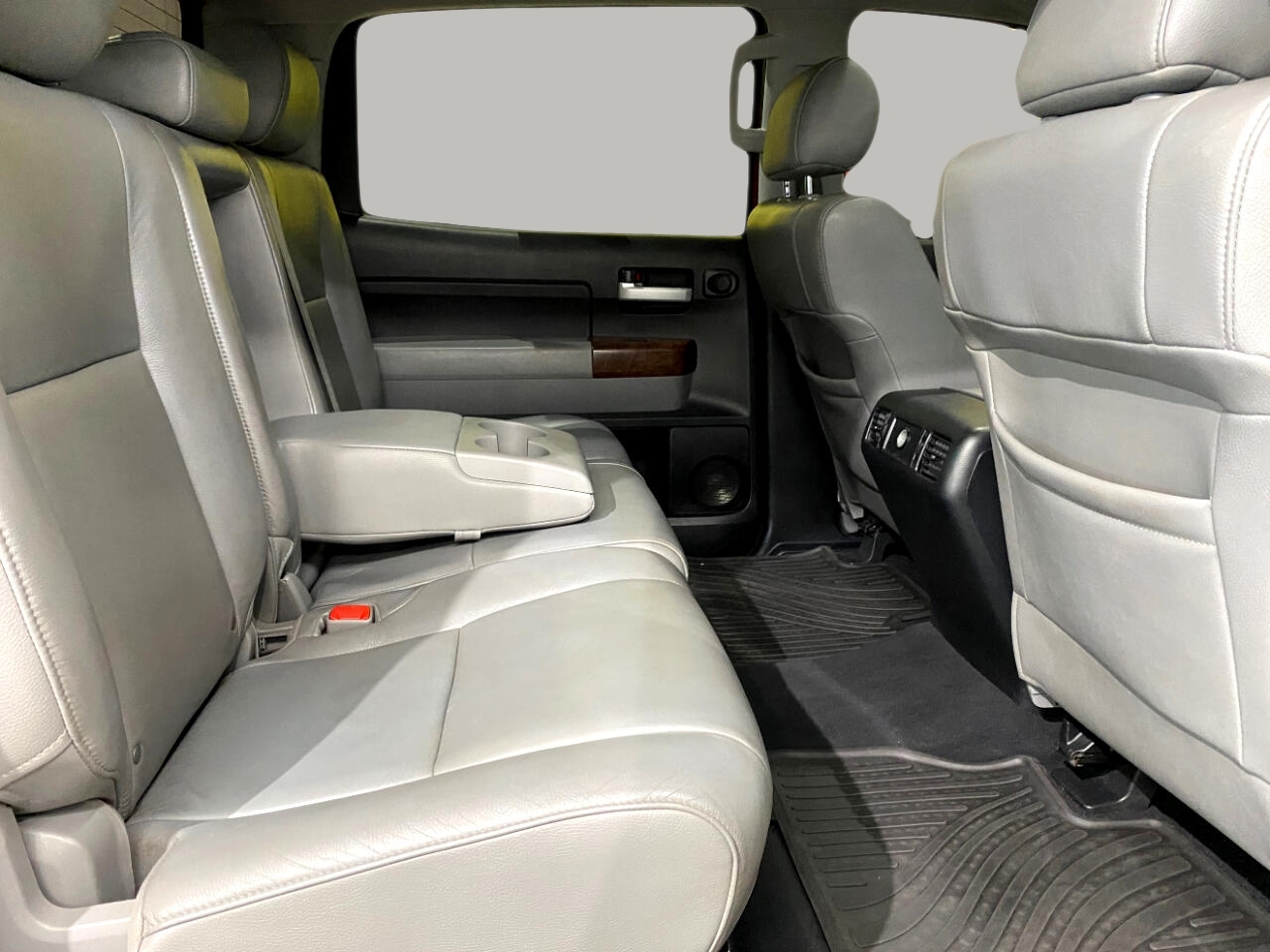 2012 Toyota Tundra Limited CrewMax photo 21
