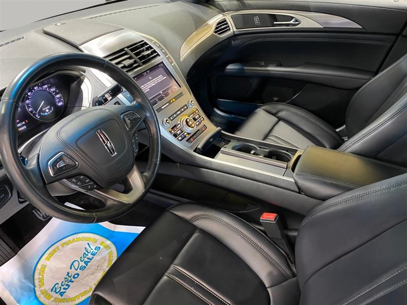 Lincoln MKZ Base 2019