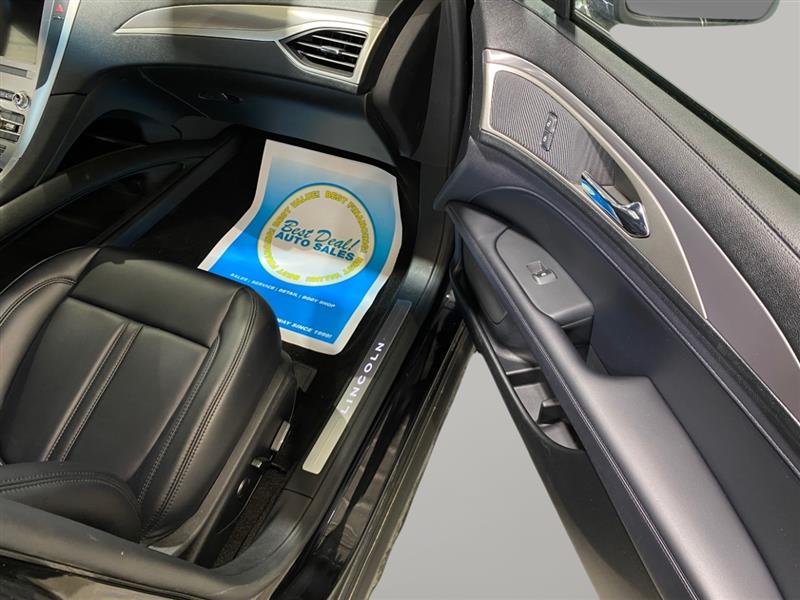 Lincoln MKZ Base 2019