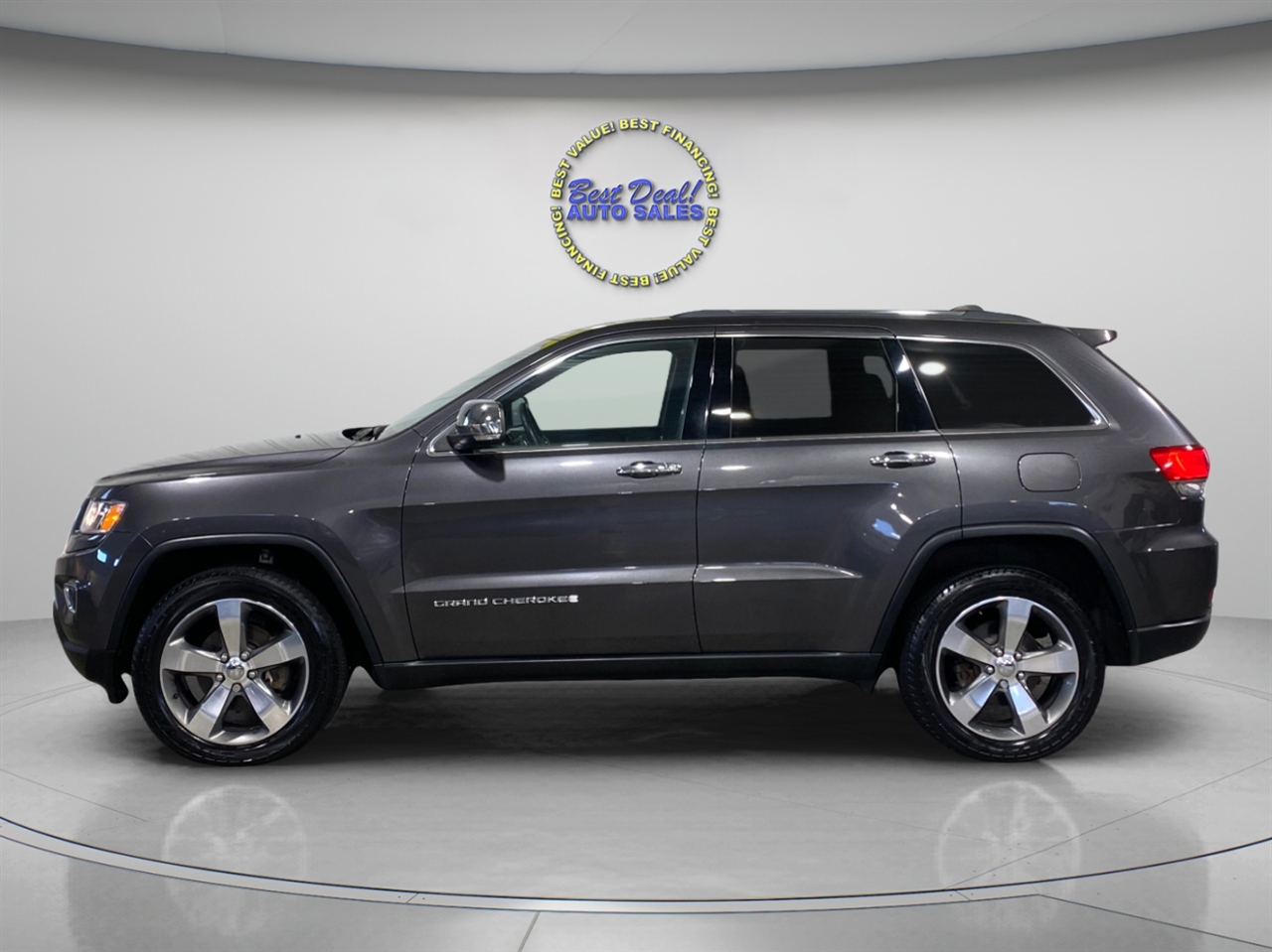 2016 Jeep Grand Cherokee Limited photo 2