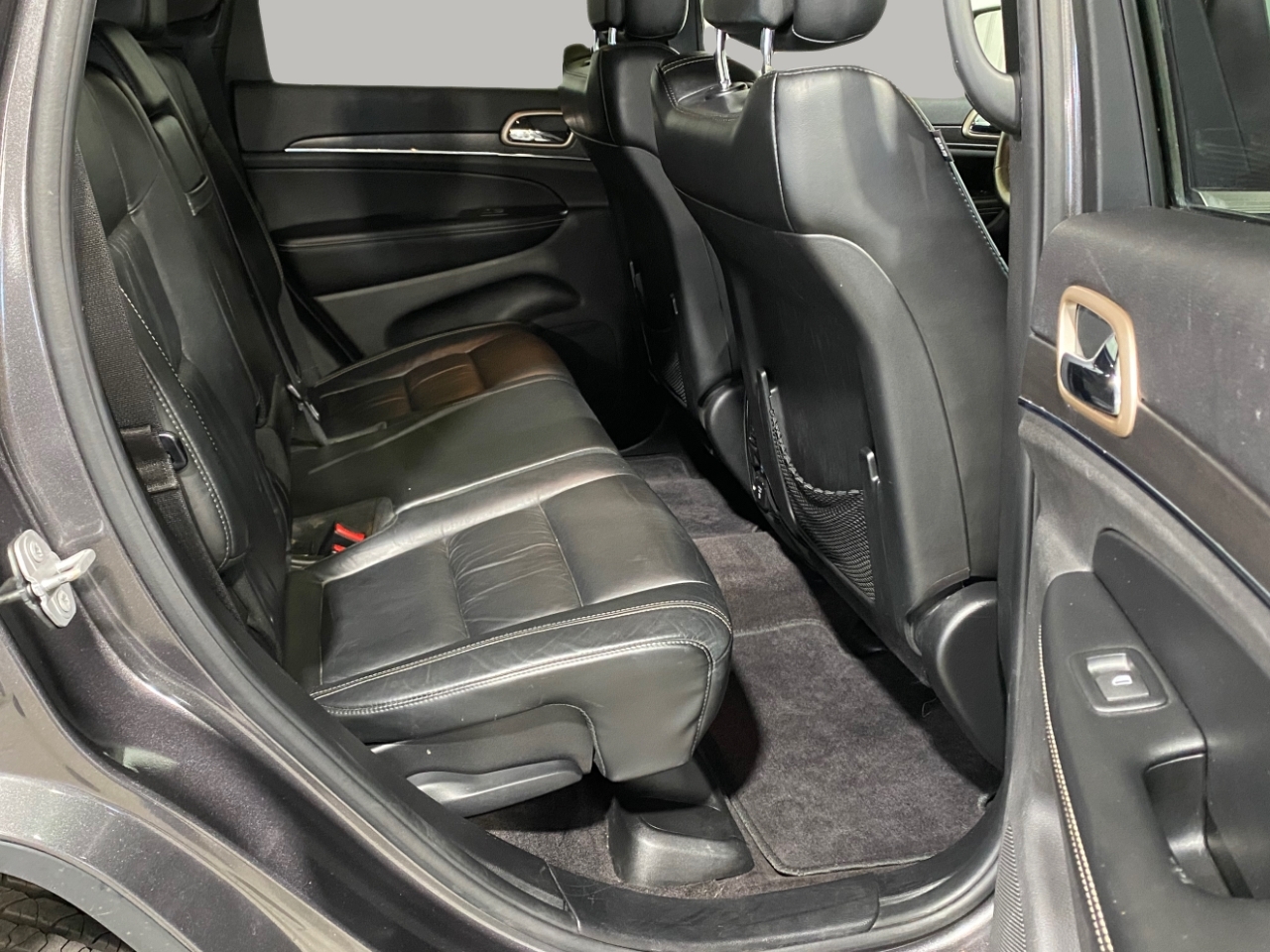2016 Jeep Grand Cherokee Limited photo 23
