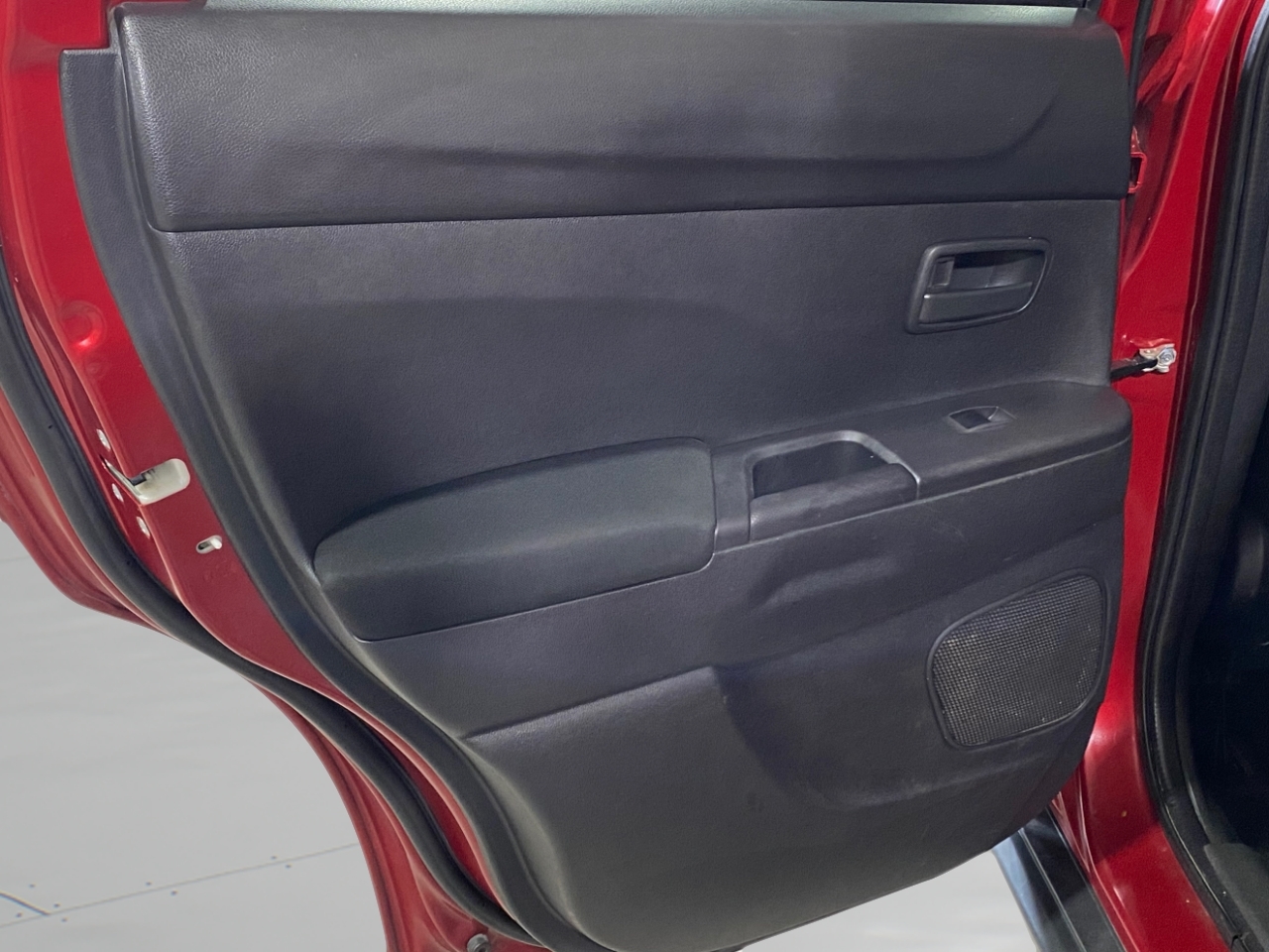 2015 Mitsubishi Outlander Sport ES photo 6