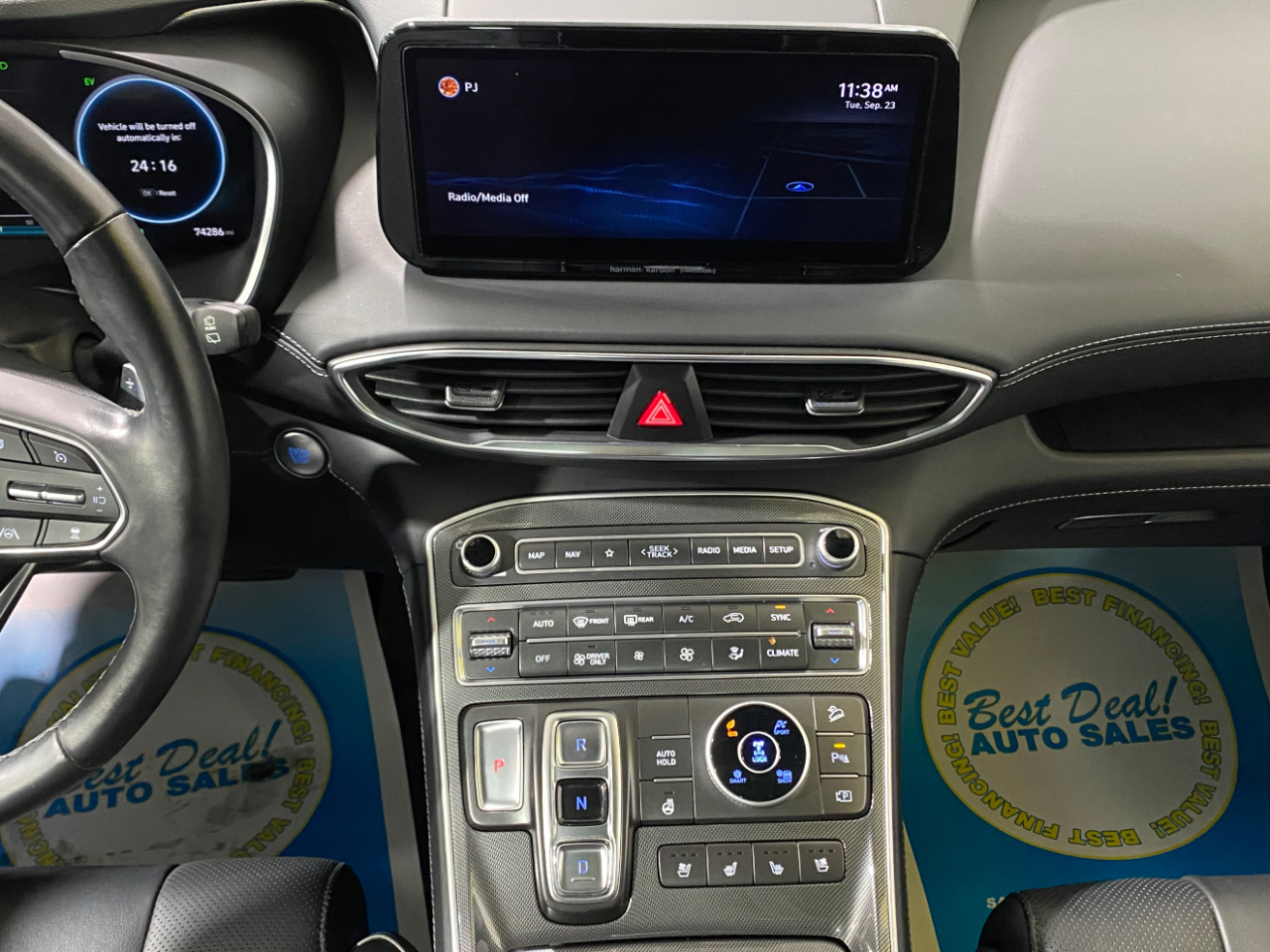 2021 Hyundai Santa Fe Limited photo 2