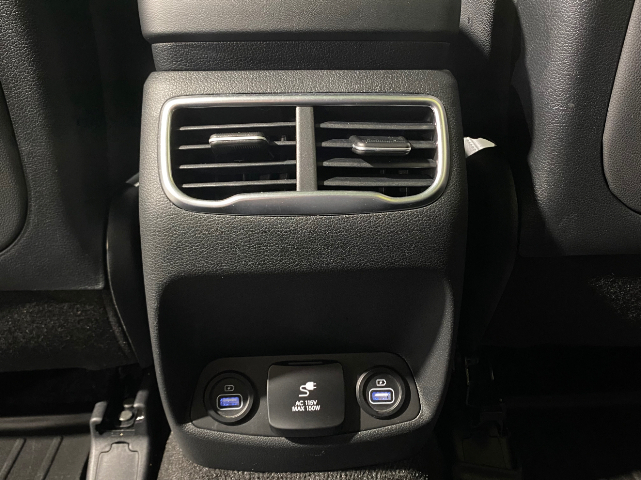 2021 Hyundai Santa Fe Limited photo 4