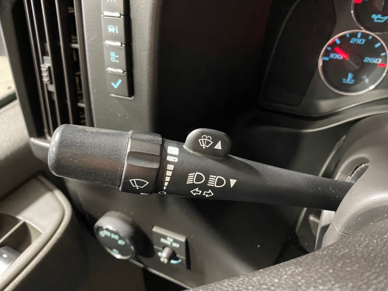 2020 Gmc Savana 2500 Cargo photo 11