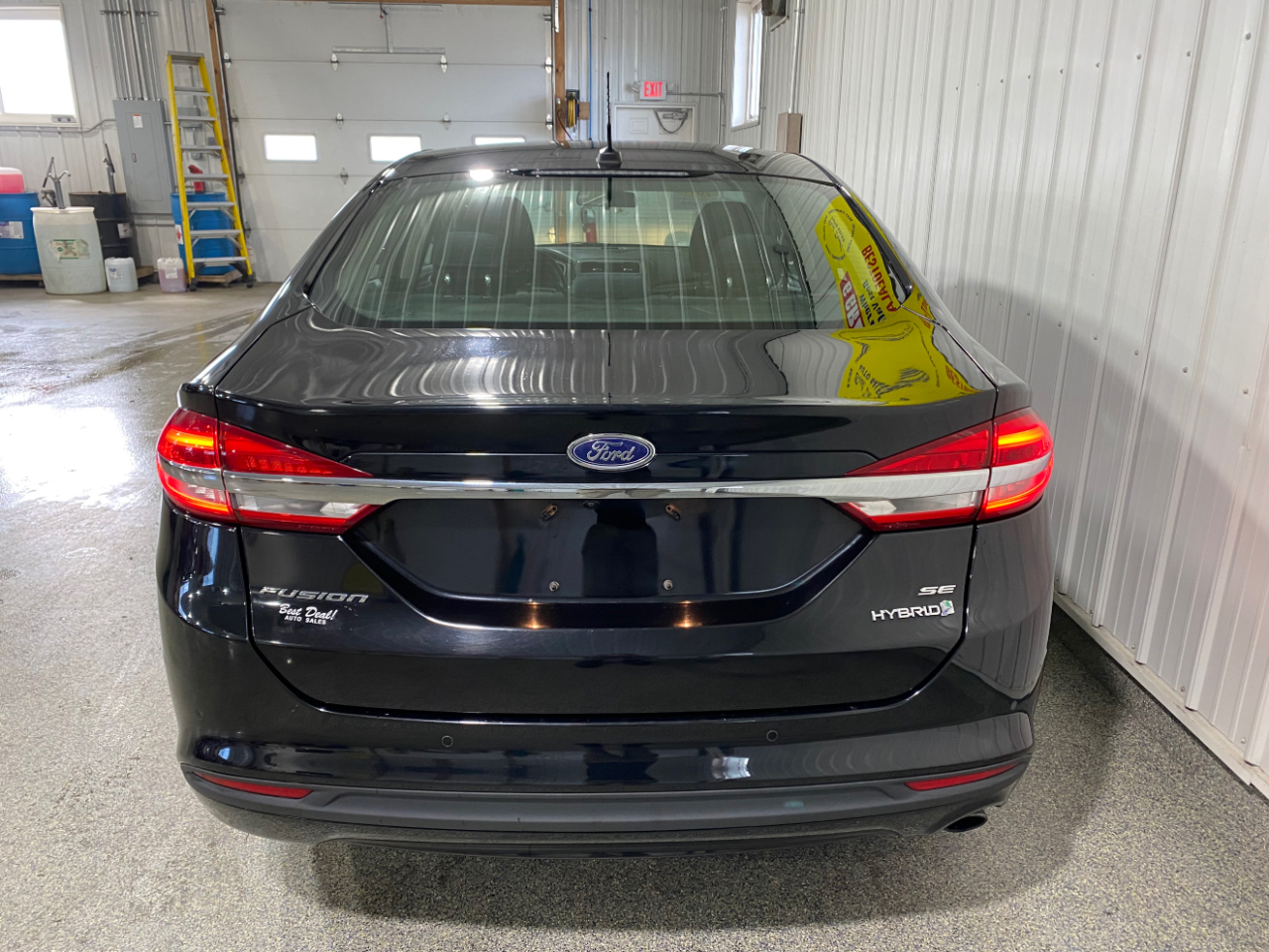 2017 Ford Fusion Hybrid SE photo 3