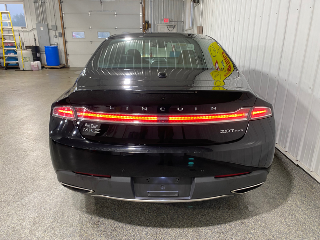 2017 Lincoln MKZ Reserve photo 3