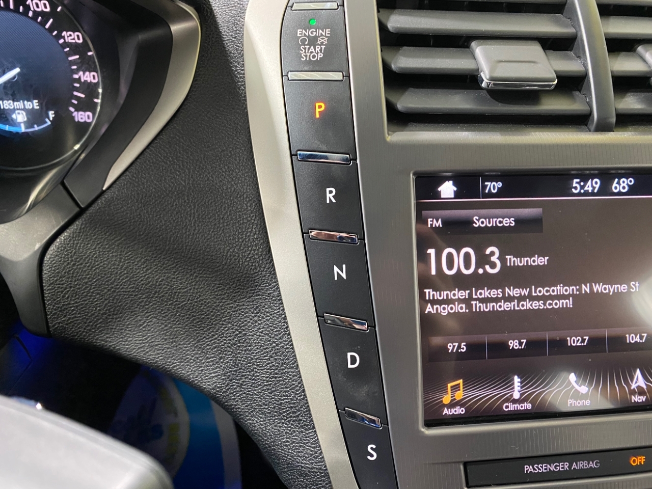 2017 Lincoln MKZ Reserve photo 15