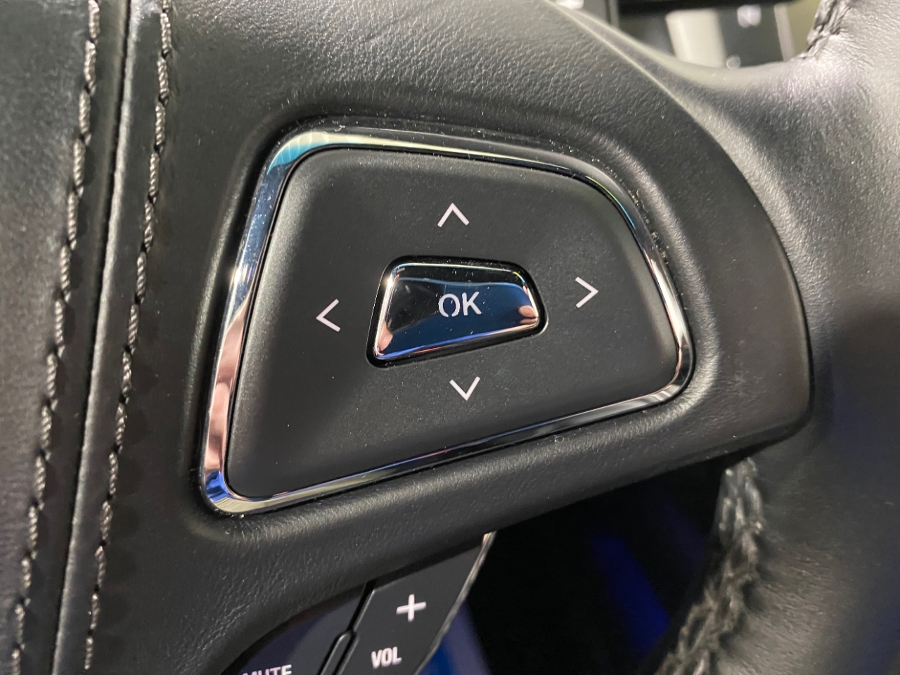 2017 Lincoln MKZ Reserve photo 18