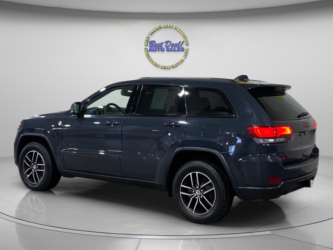 2017 Jeep Grand Cherokee Trailhawk photo 3