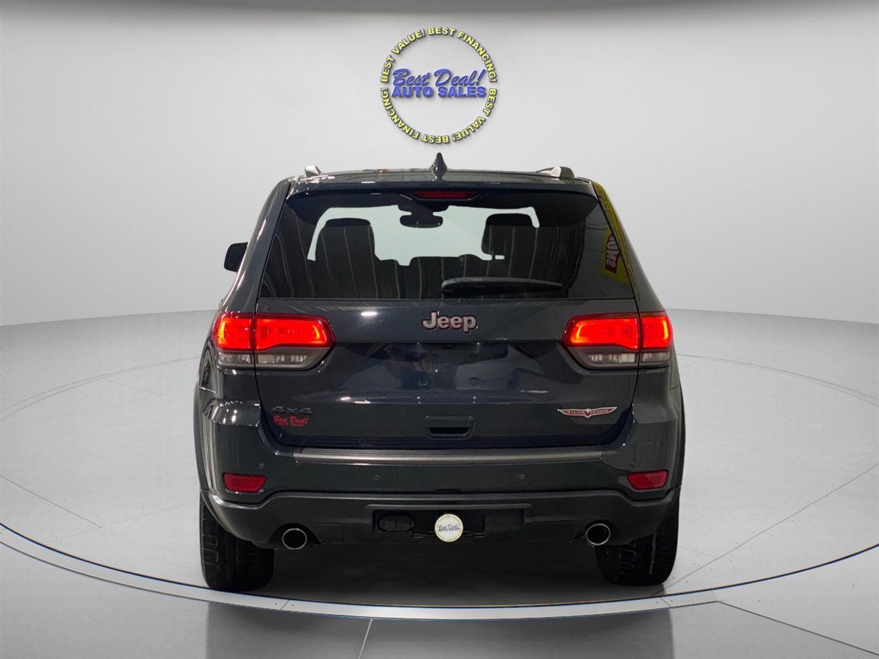 2017 Jeep Grand Cherokee Trailhawk photo 4