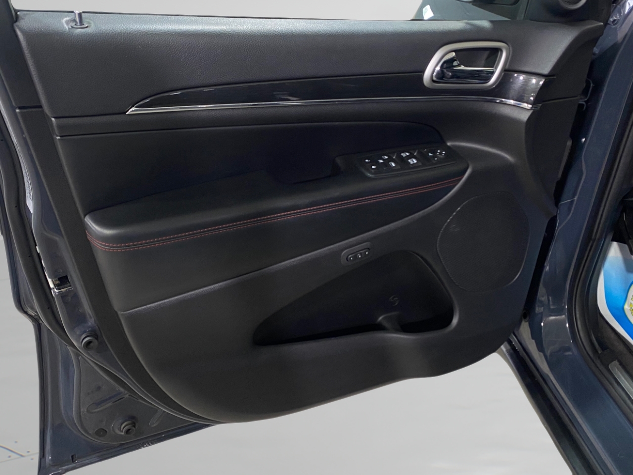 2017 Jeep Grand Cherokee Trailhawk photo 16