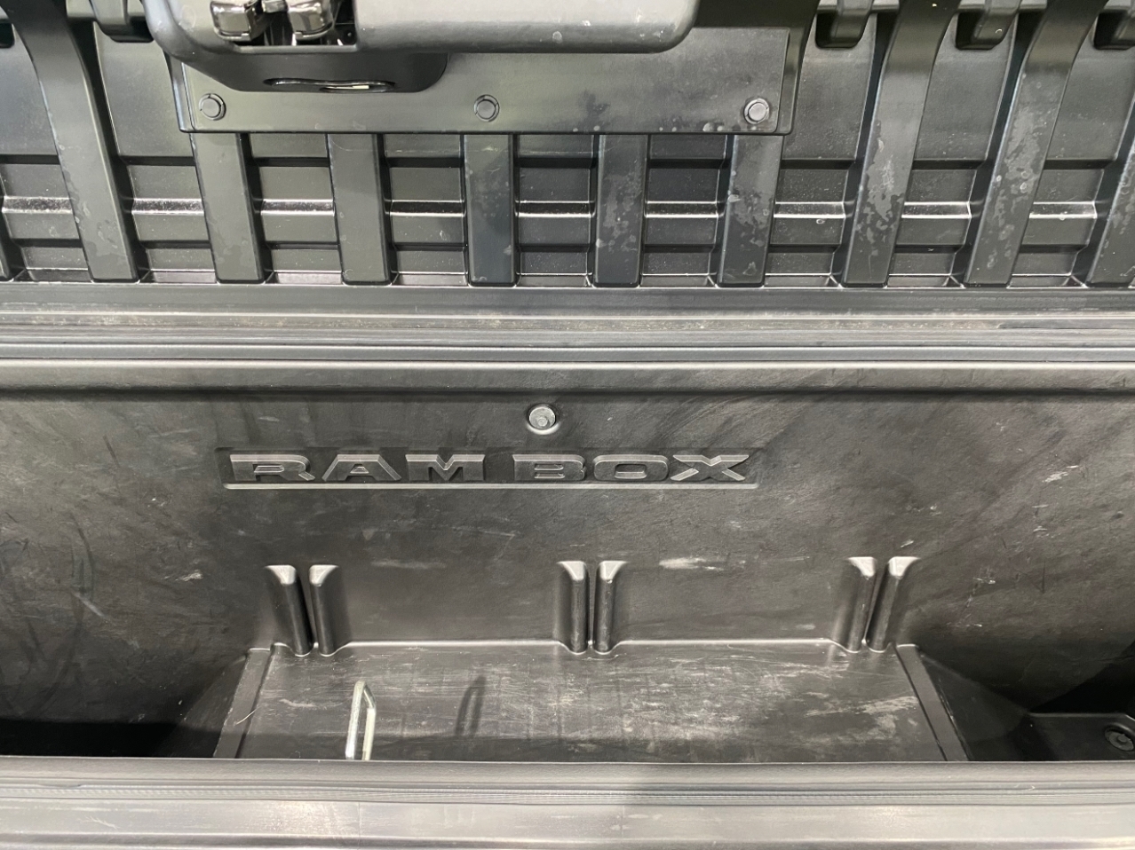 RAM 1500 Limited Crew Cab SWB 4WD 2019