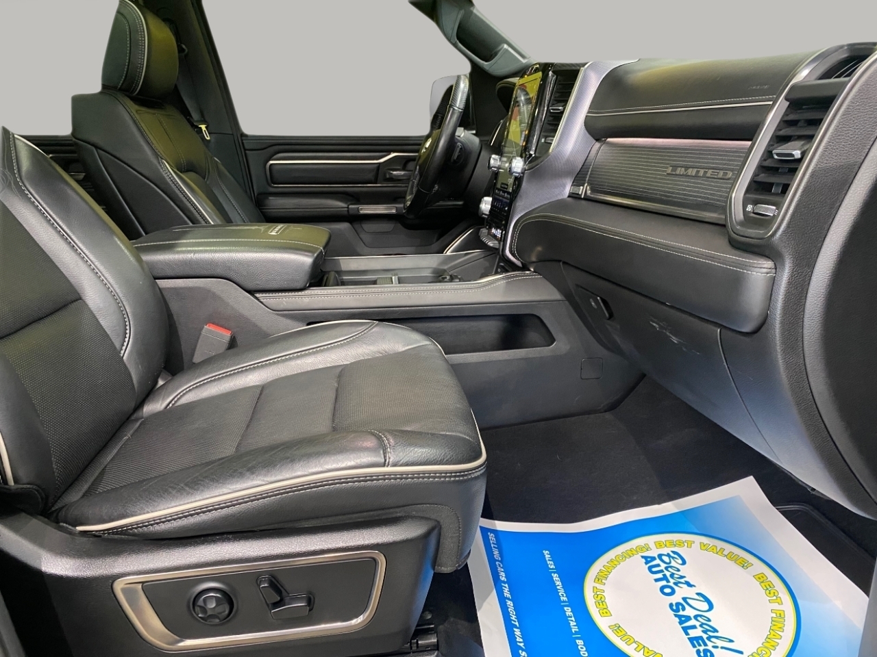 RAM 1500 Limited Crew Cab SWB 4WD 2019