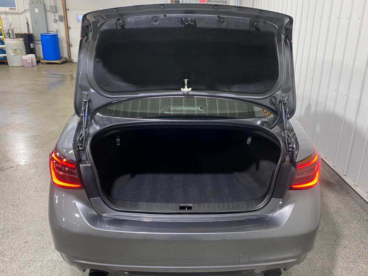2019 Infiniti Q50 3.0t LUXE AWD photo 4