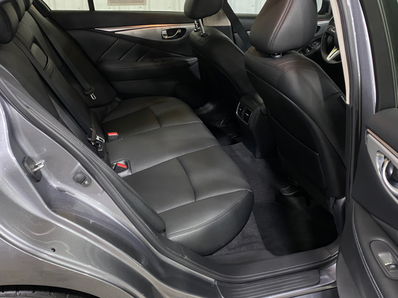 2019 Infiniti Q50 3.0t LUXE AWD photo 25