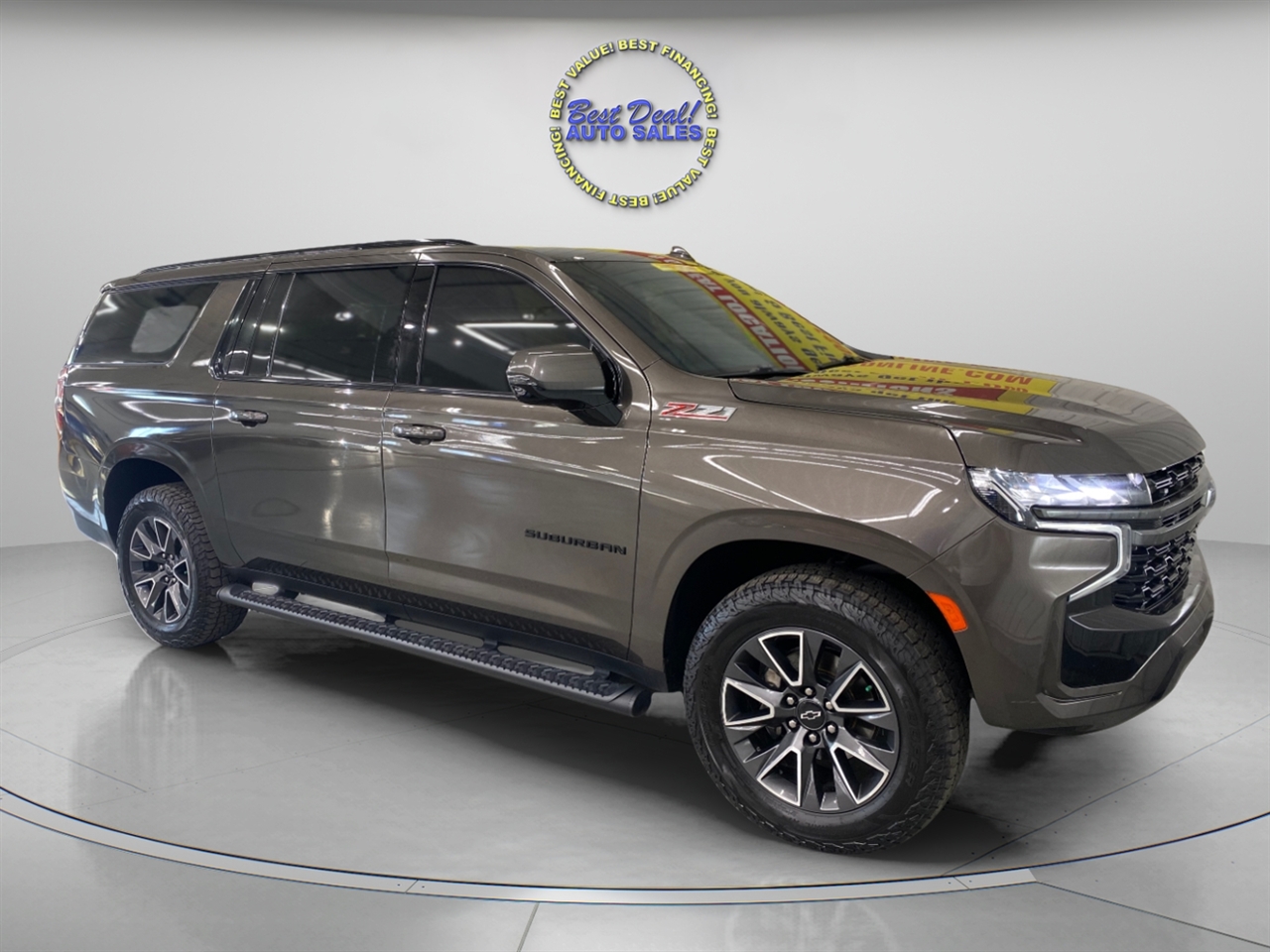 2021 Chevrolet Suburban Z71 photo 8