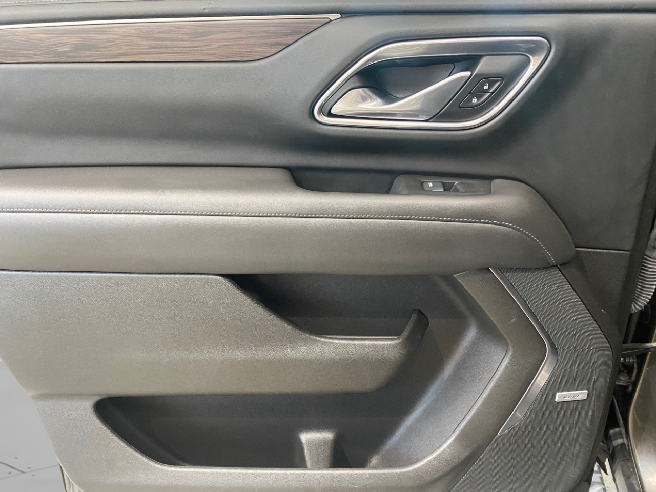2021 Chevrolet Suburban Z71 photo 22