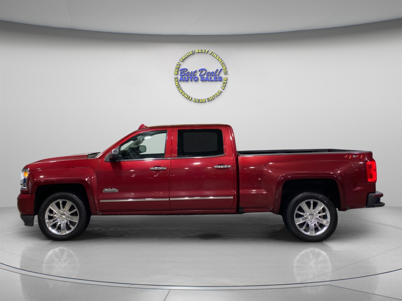 2018 Chevrolet Silverado 1500 High Country photo 2
