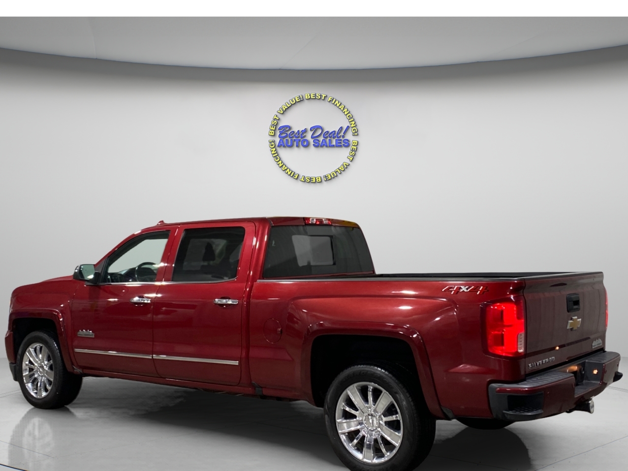 2018 Chevrolet Silverado 1500 High Country photo 3