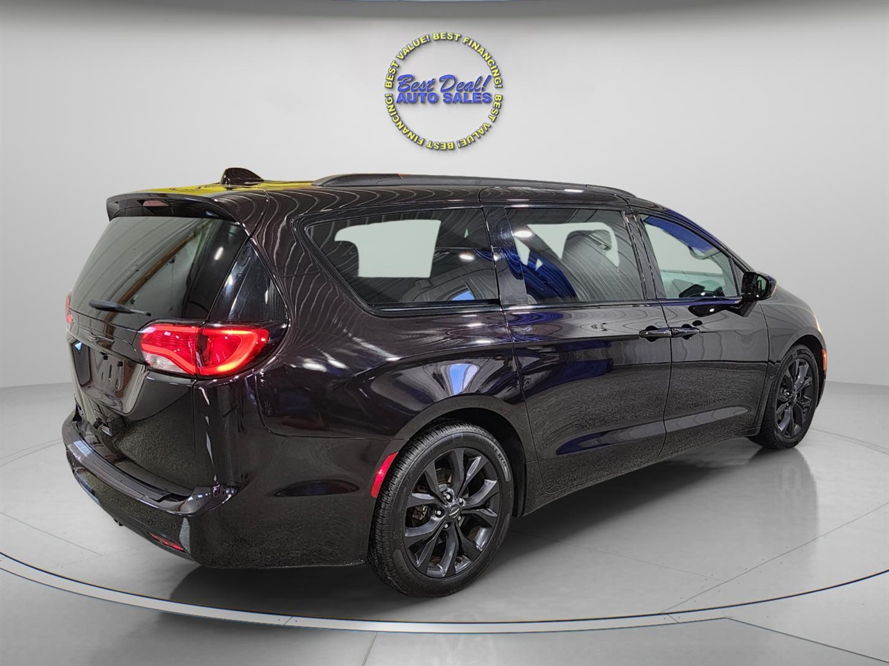 Chrysler Pacifica Touring Plus 2018 Chrysler Pacifica Touring Plus 2018