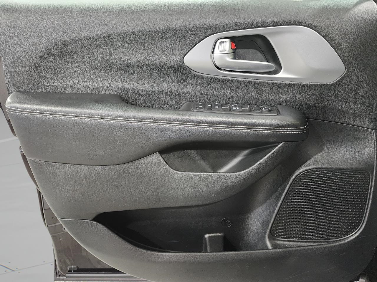 Chrysler Pacifica Touring Plus 2018 Chrysler Pacifica Touring Plus 2018