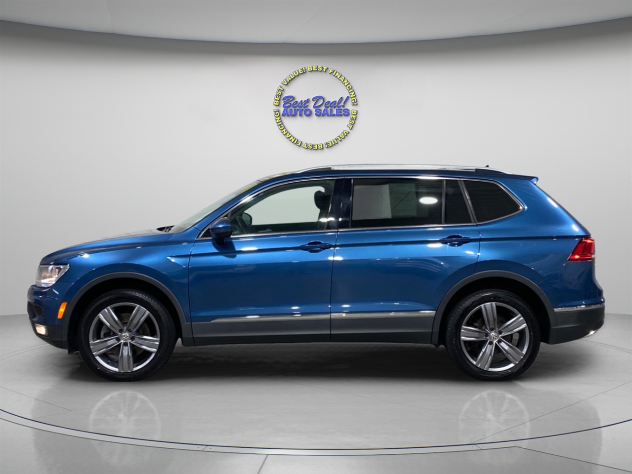 Volkswagen Tiguan SEL 4Motion AWD 2020 Volkswagen Tiguan SEL 4Motion AWD 2020
