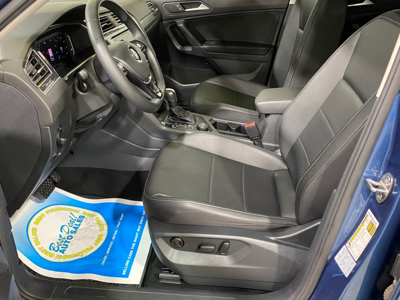 Volkswagen Tiguan SEL 4Motion AWD 2020 Volkswagen Tiguan SEL 4Motion AWD 2020