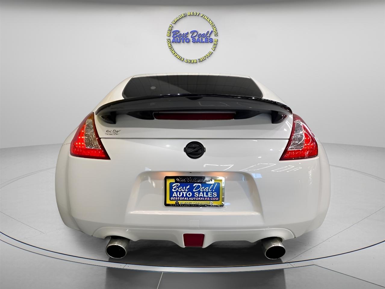 Nissan Z 370Z Coupe Touring 6MT 2017