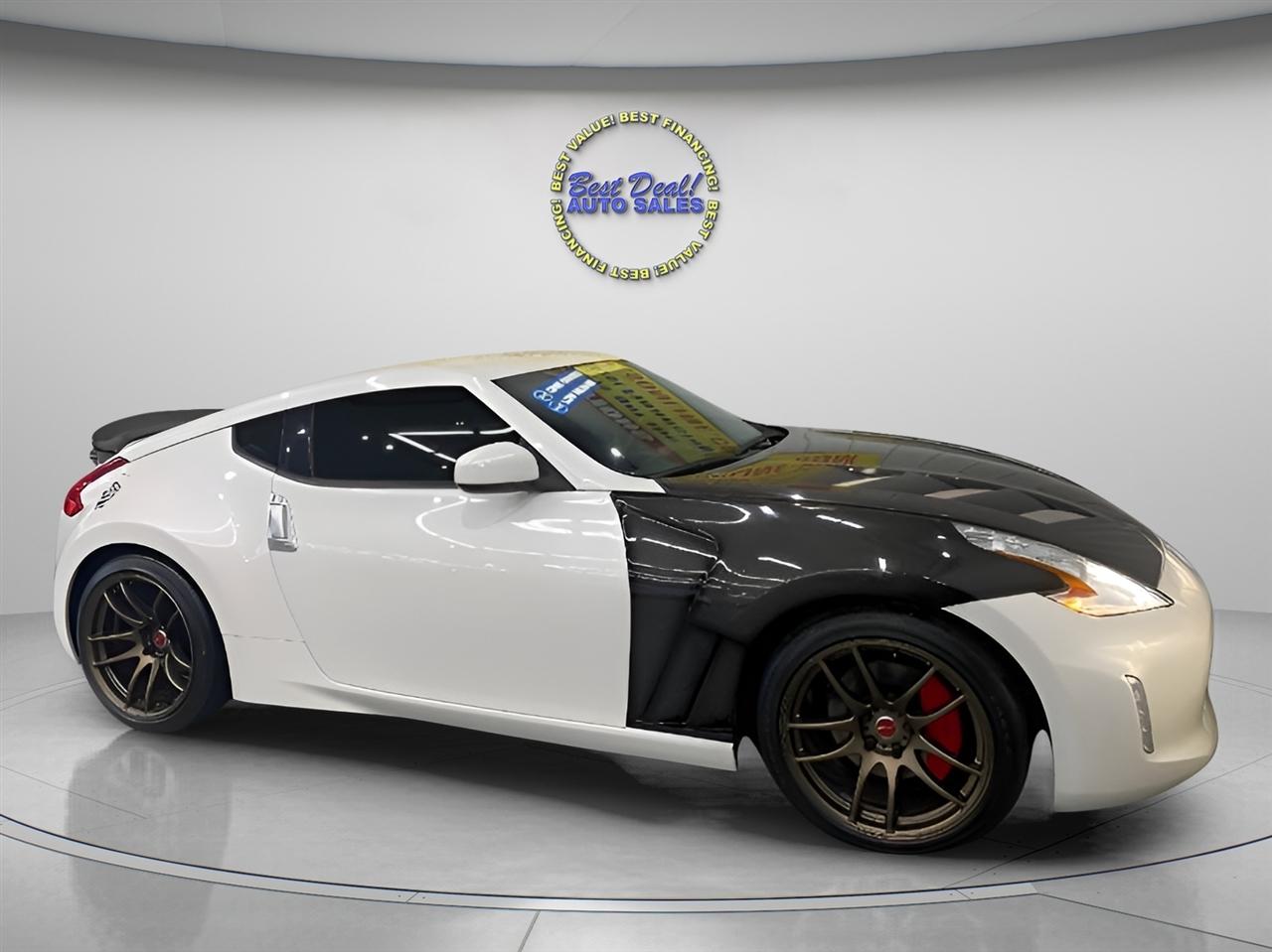 Nissan Z 370Z Coupe Touring 6MT 2017