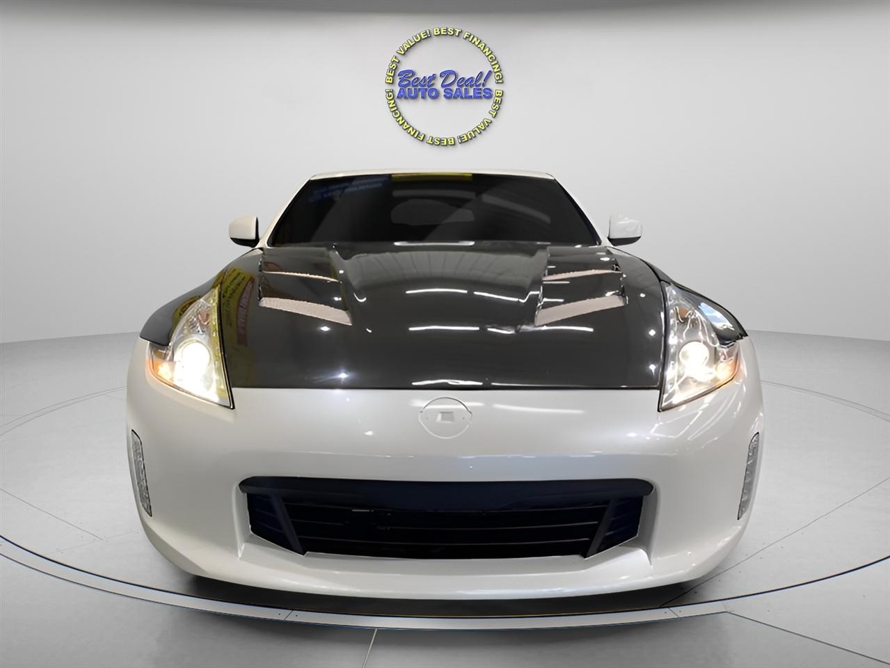 Nissan Z 370Z Coupe Touring 6MT 2017