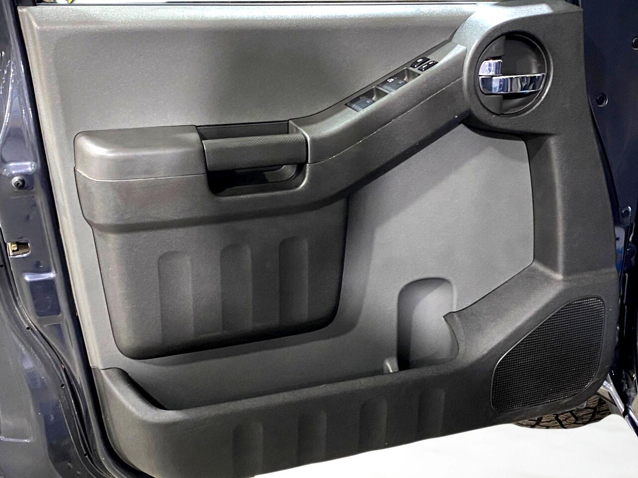 Nissan Xterra 4WD 4dr Auto X 2015