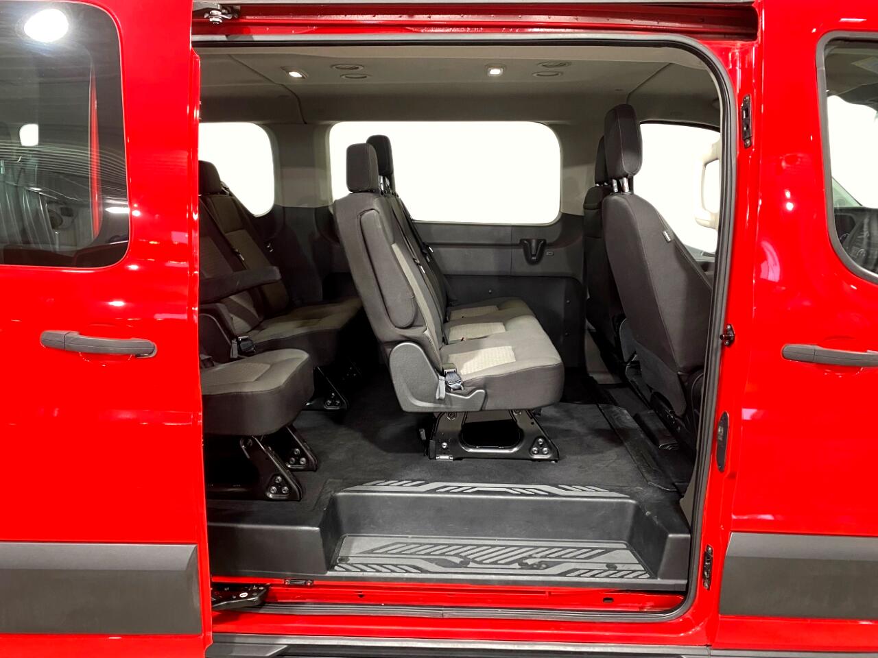 Ford Transit 350 Wagon Low Roof XL w/Sliding Pass. 148-in. WB 2021