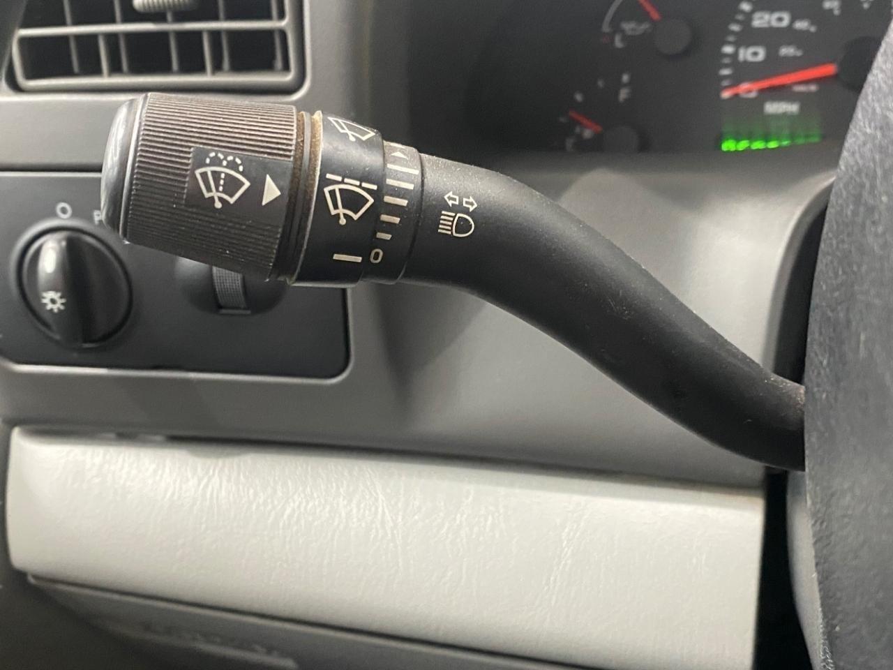 Ford F-450 SD Regular Cab 4WD DRW 2003