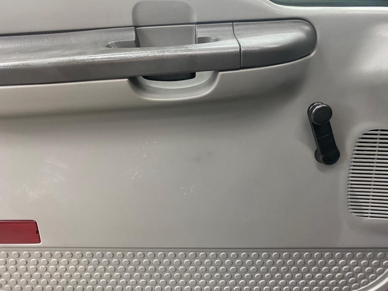 Ford F-450 SD Regular Cab 4WD DRW 2003